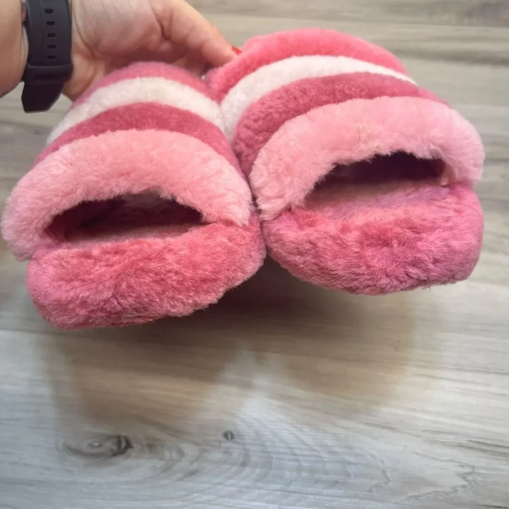 UGG Fluff Yeah‎ Slide Slipper Thick Sole Shoe Pink Size Girls Size 5 EU 37